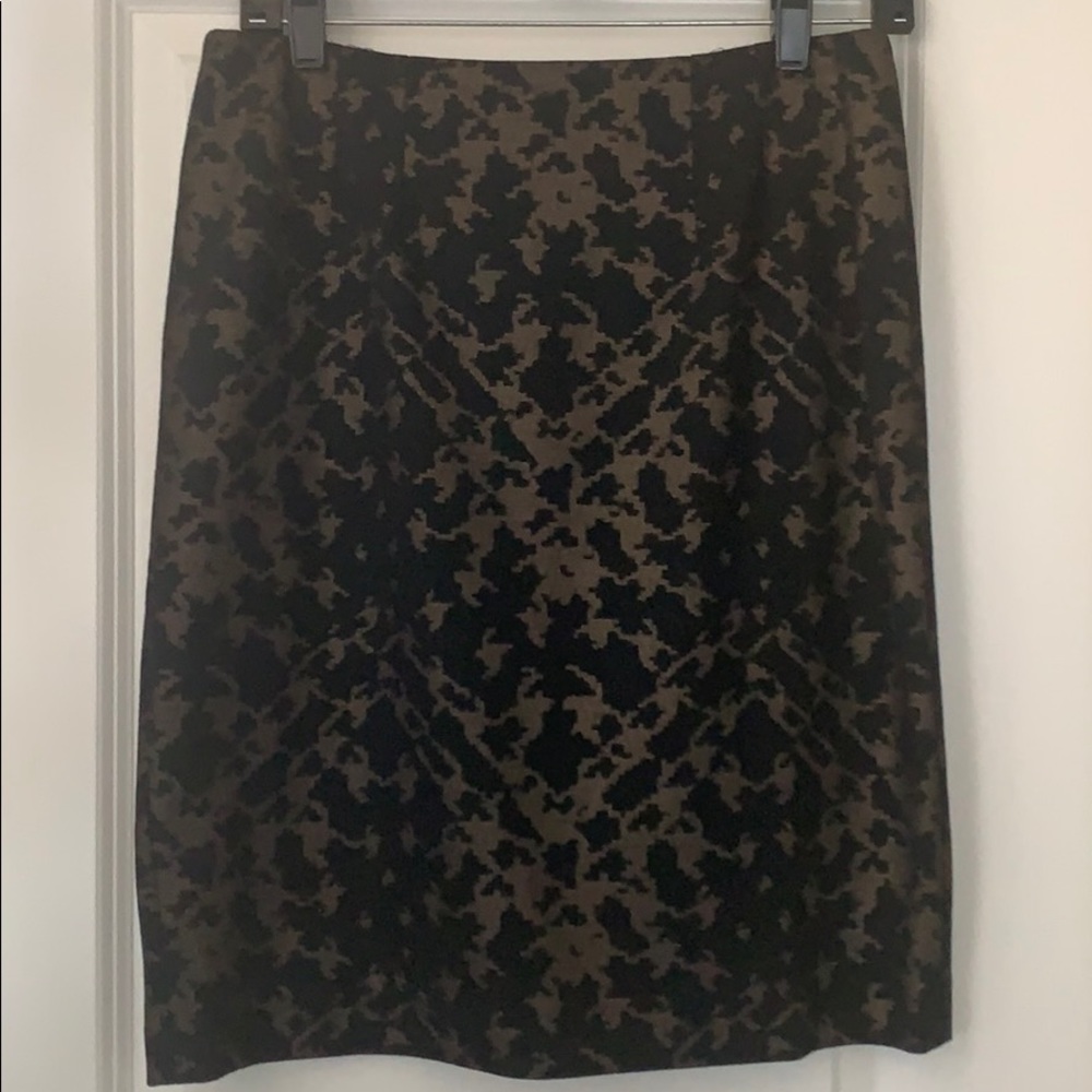 Halogen Skirt